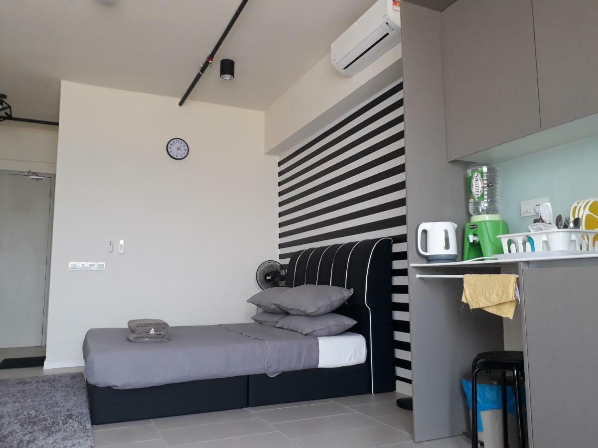 Mufasa Suites At Tamarind Suites With Wifi Netflix Coway Level 8 سيبرجايا المظهر الخارجي الصورة